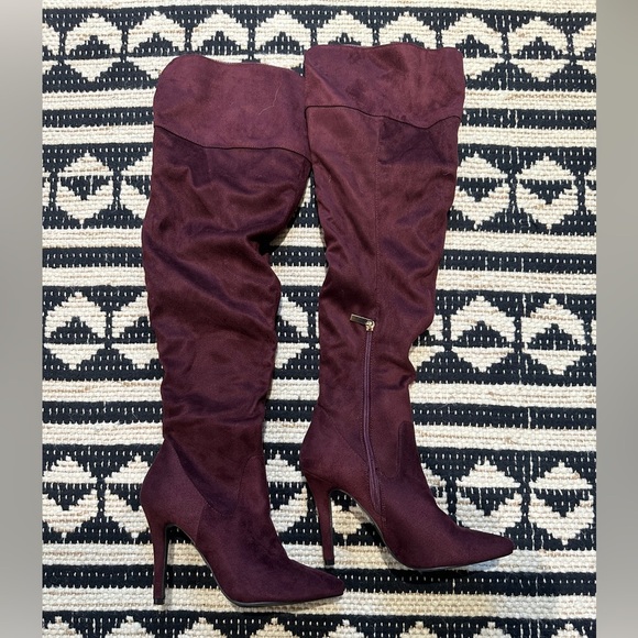 NWT Forever 21 Elegant Burgundy Over-the-Knee Boots - Picture 1 of 5
